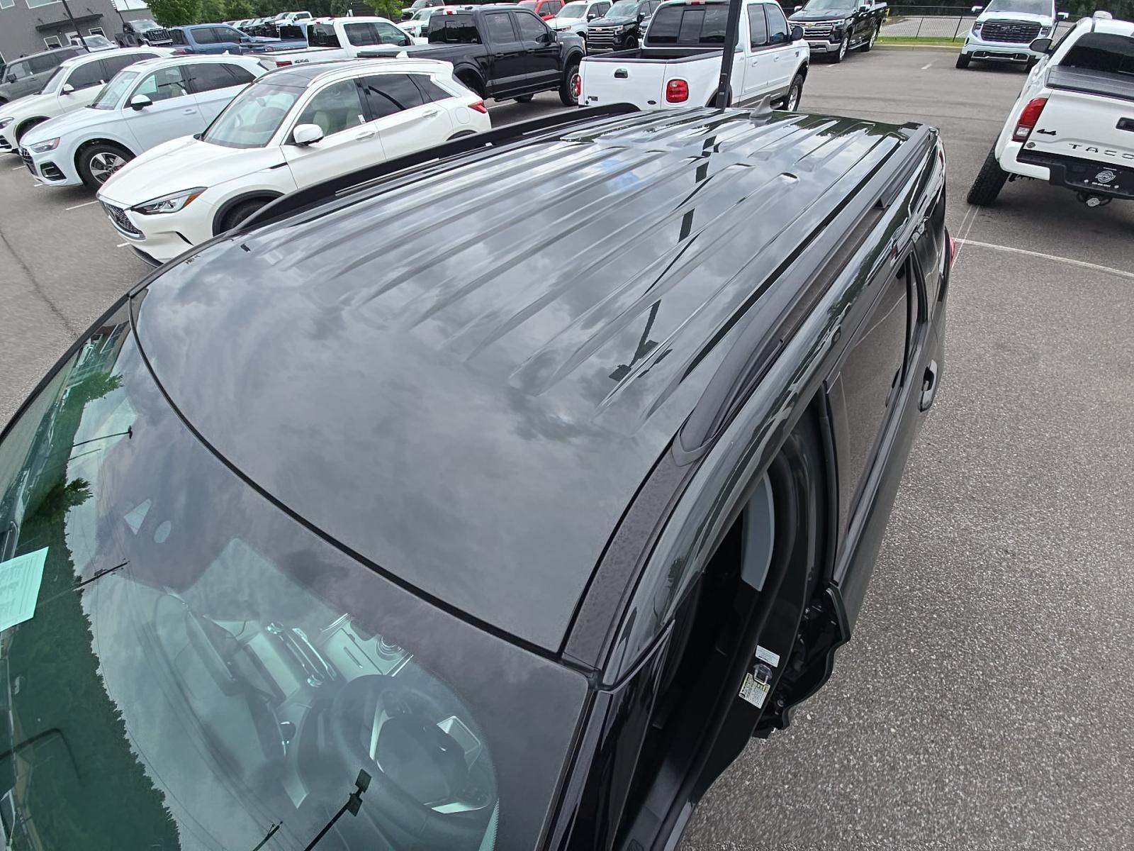 2023 Ford Explorer XLT RWD