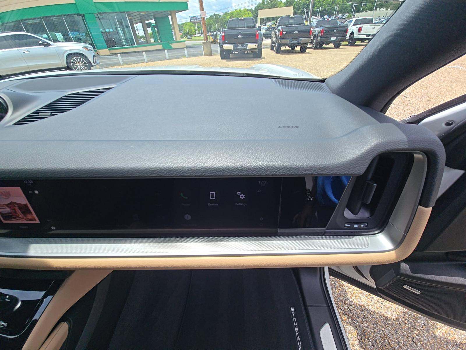 2025 Porsche Cayenne Base AWD