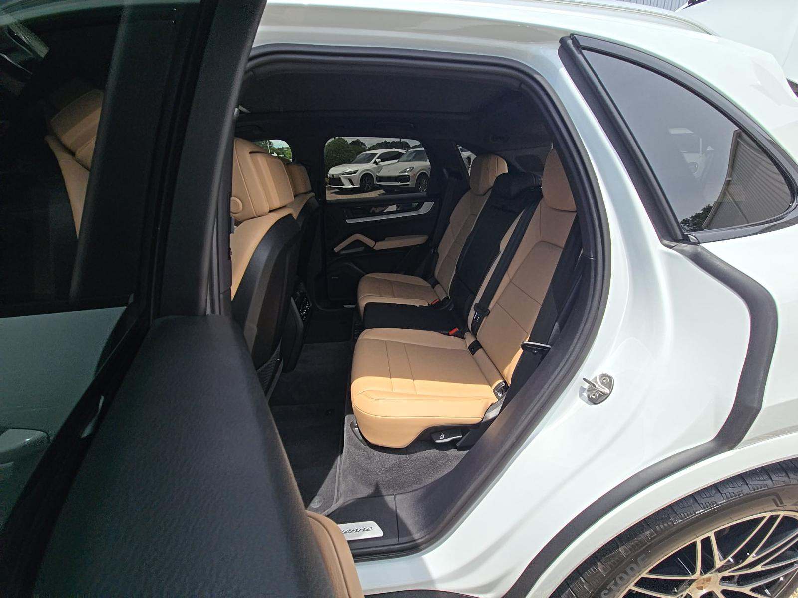 2025 Porsche Cayenne Base AWD