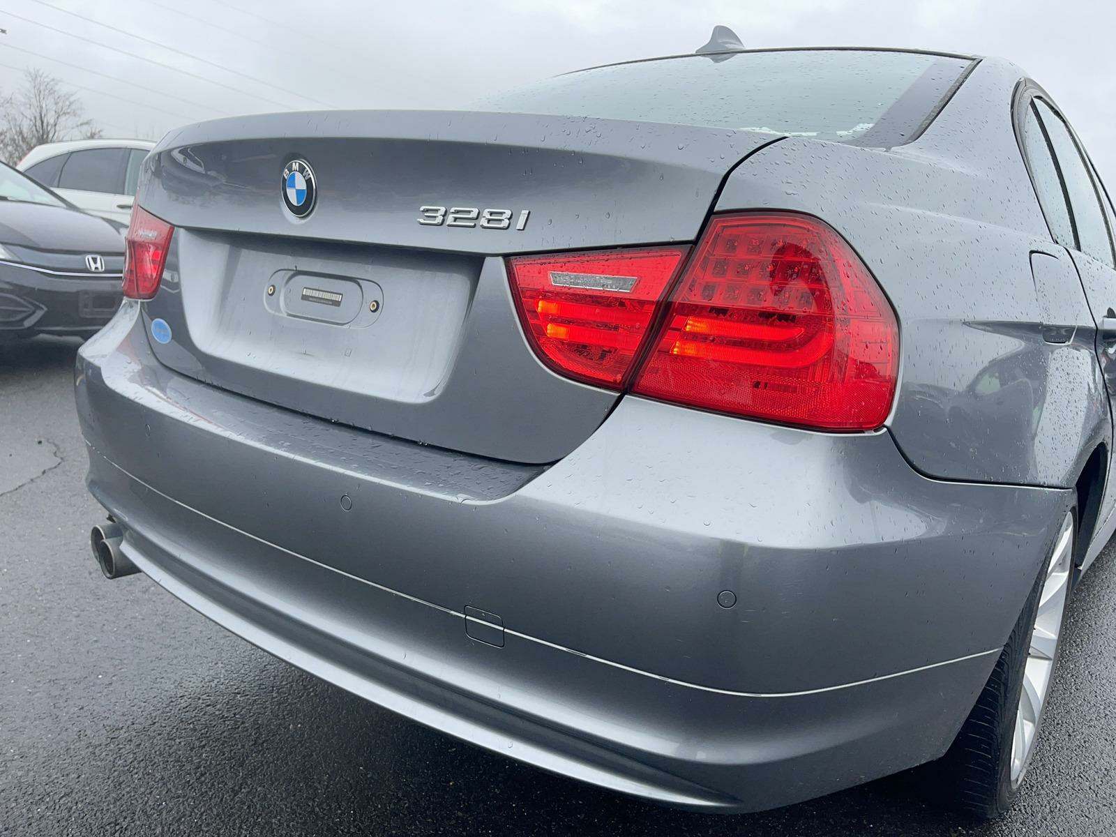 2011 BMW 3 Series 328i xDrive AWD