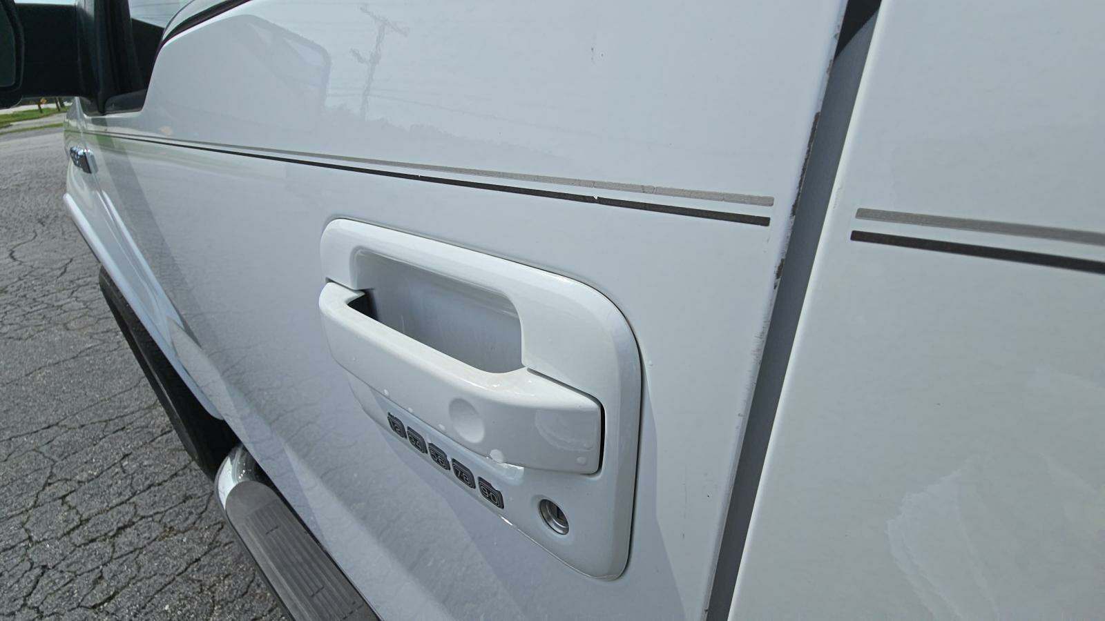 2012 Ford F-150 Lariat RWD