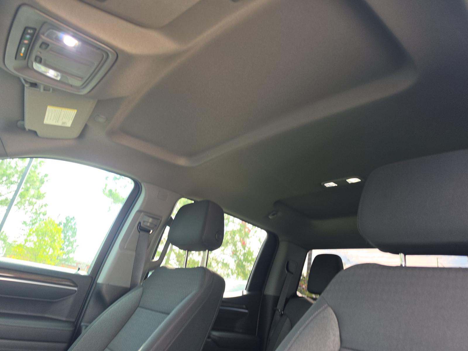 2022 Chevrolet Silverado 1500 RST AWD