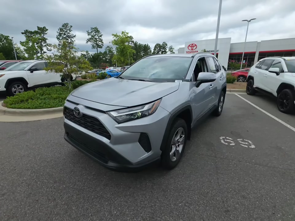 2025 Toyota RAV4 XLE FWD