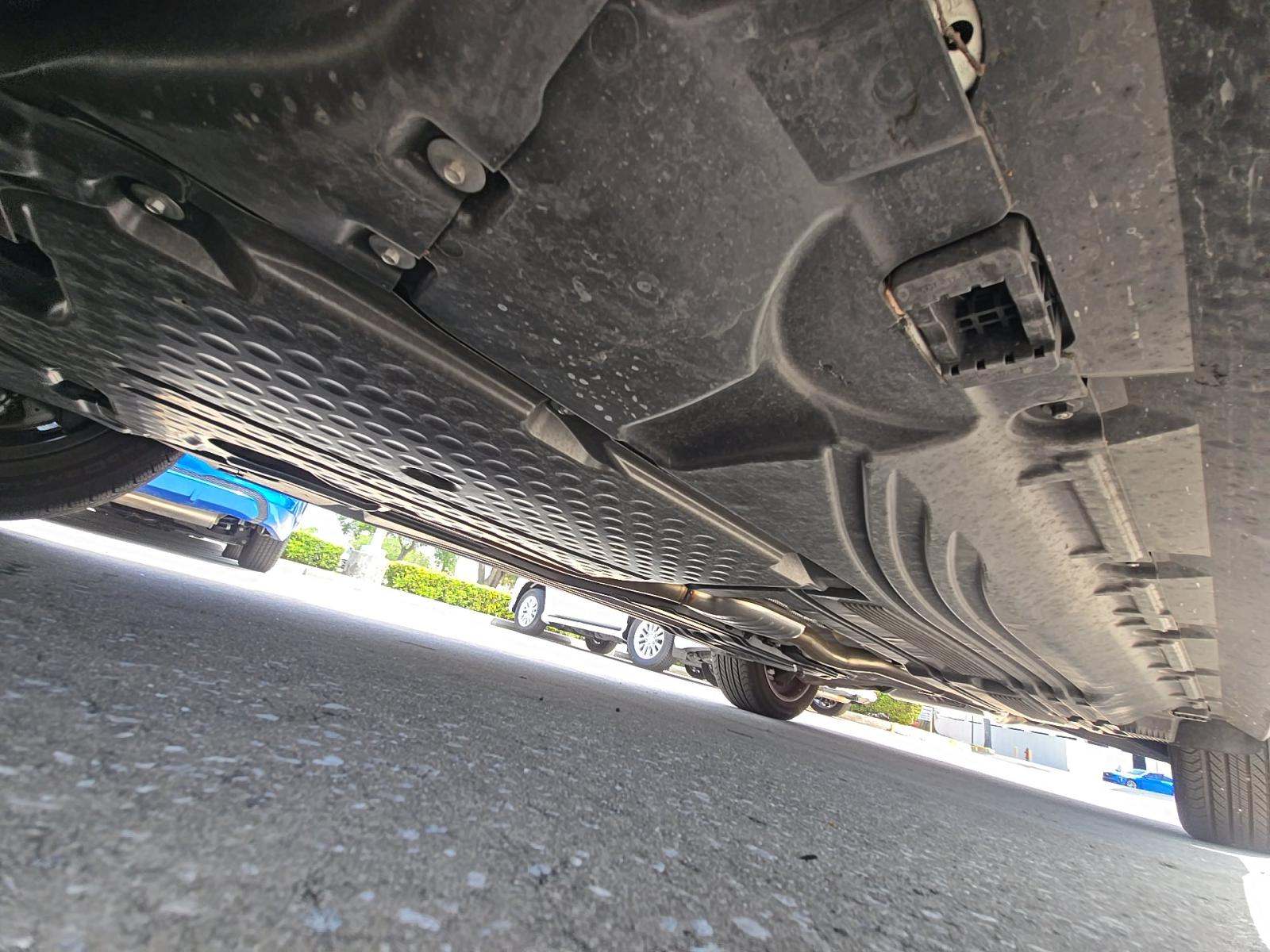 MERCEDES-BENZ GLC - 7