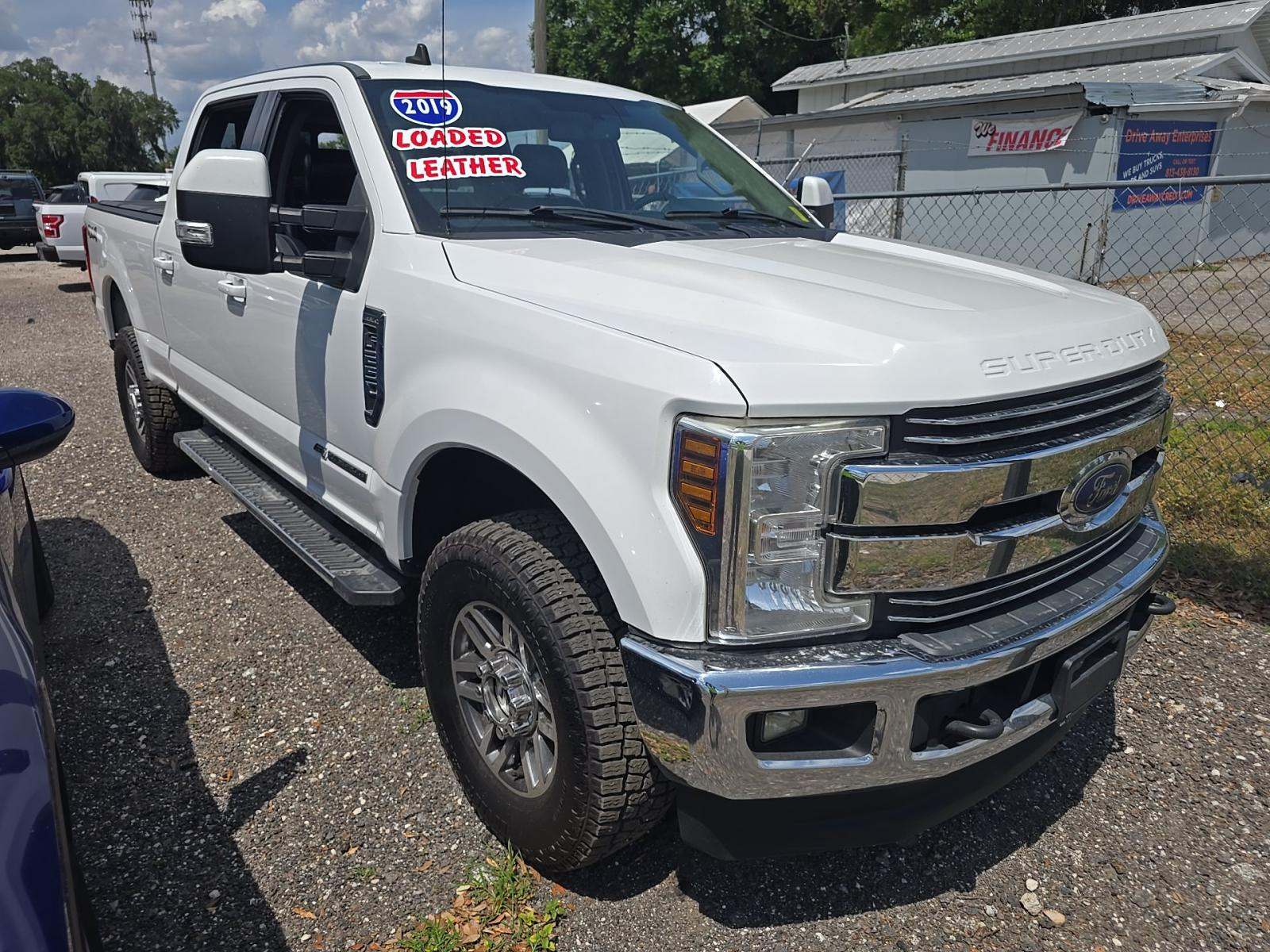 FORD F-250 - 4