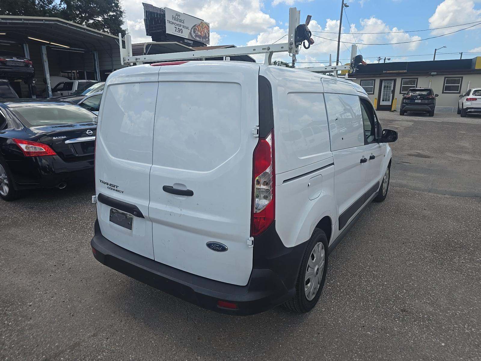 FORD TRANSIT CONNECT - 3