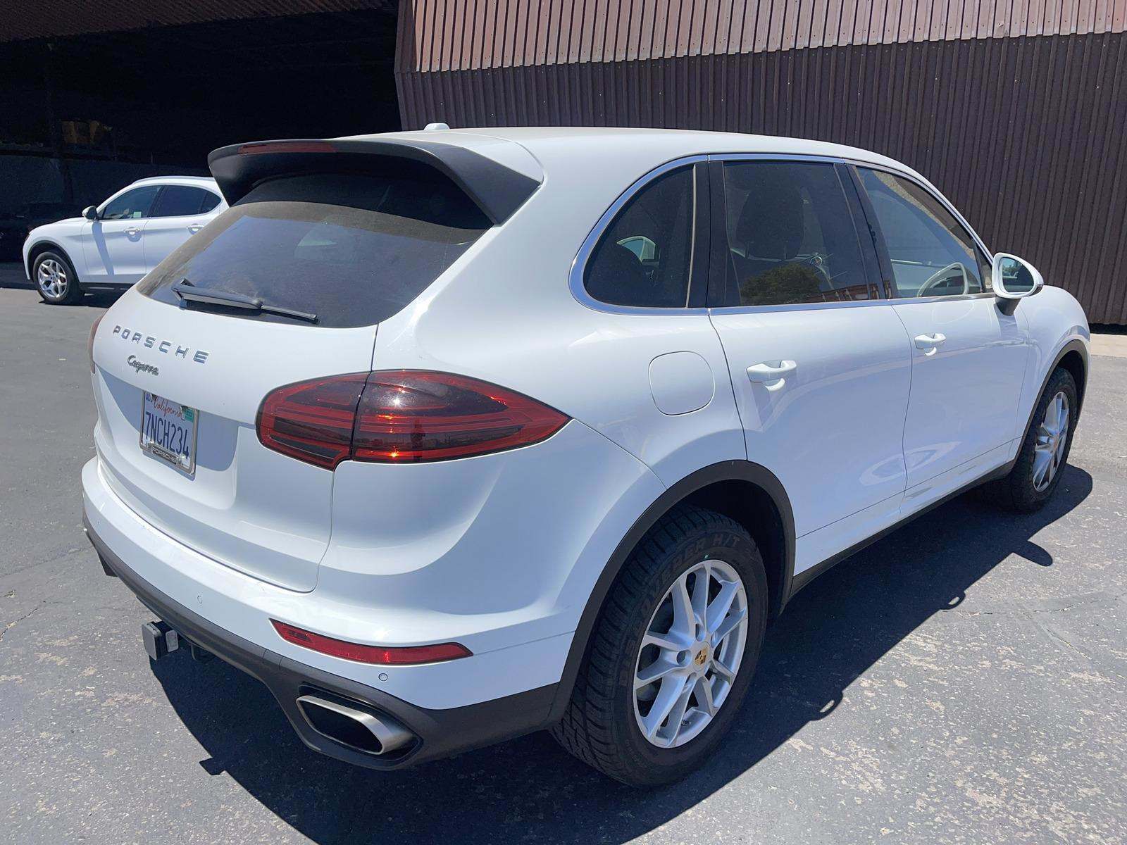 2016 Porsche Cayenne 4D SUV 3.6L AWD