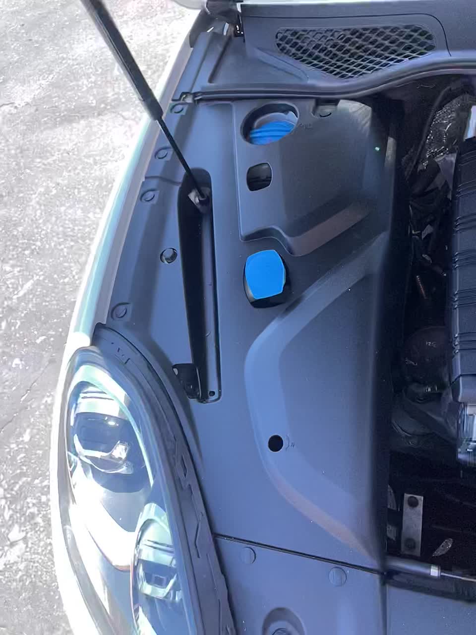 2016 Porsche Cayenne 4D SUV 3.6L AWD