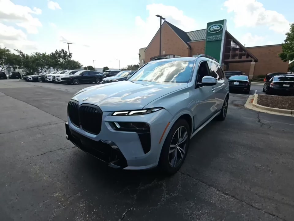 2023 BMW X7 xDrive40i AWD