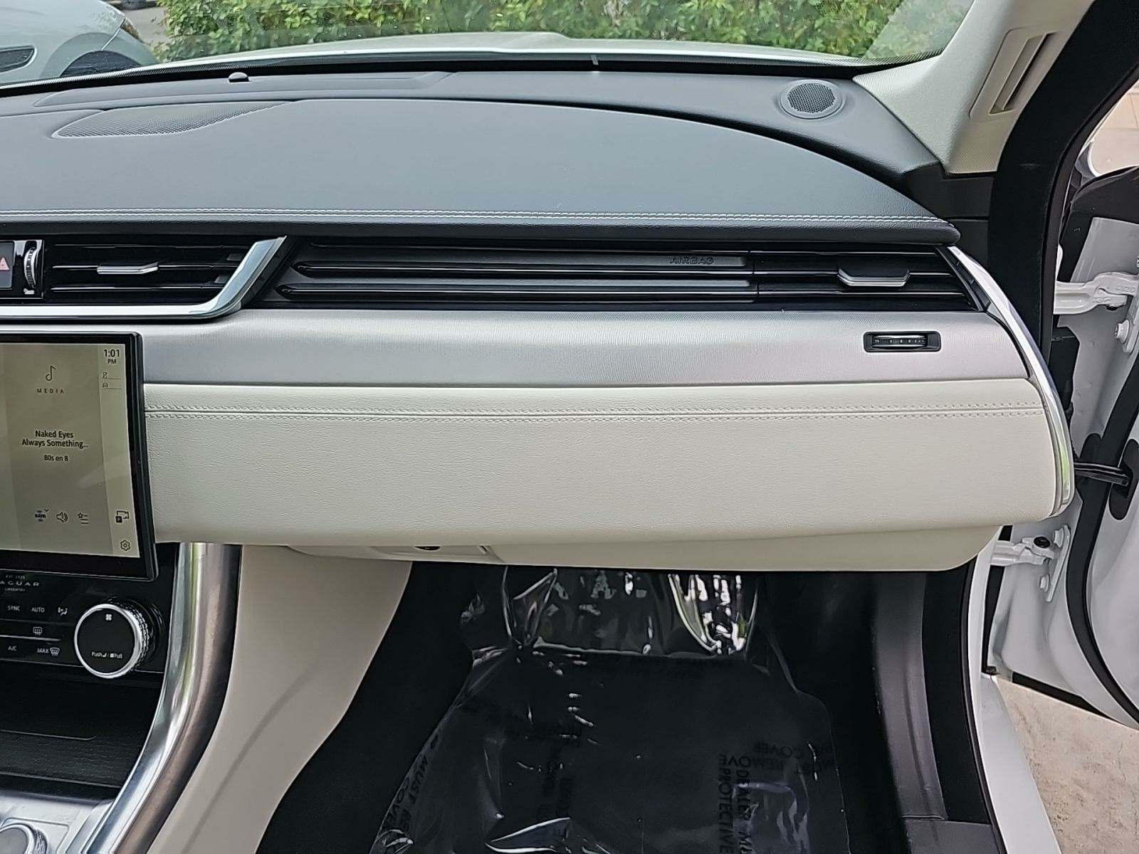 2022 Jaguar XF R-Dynamic SE AWD