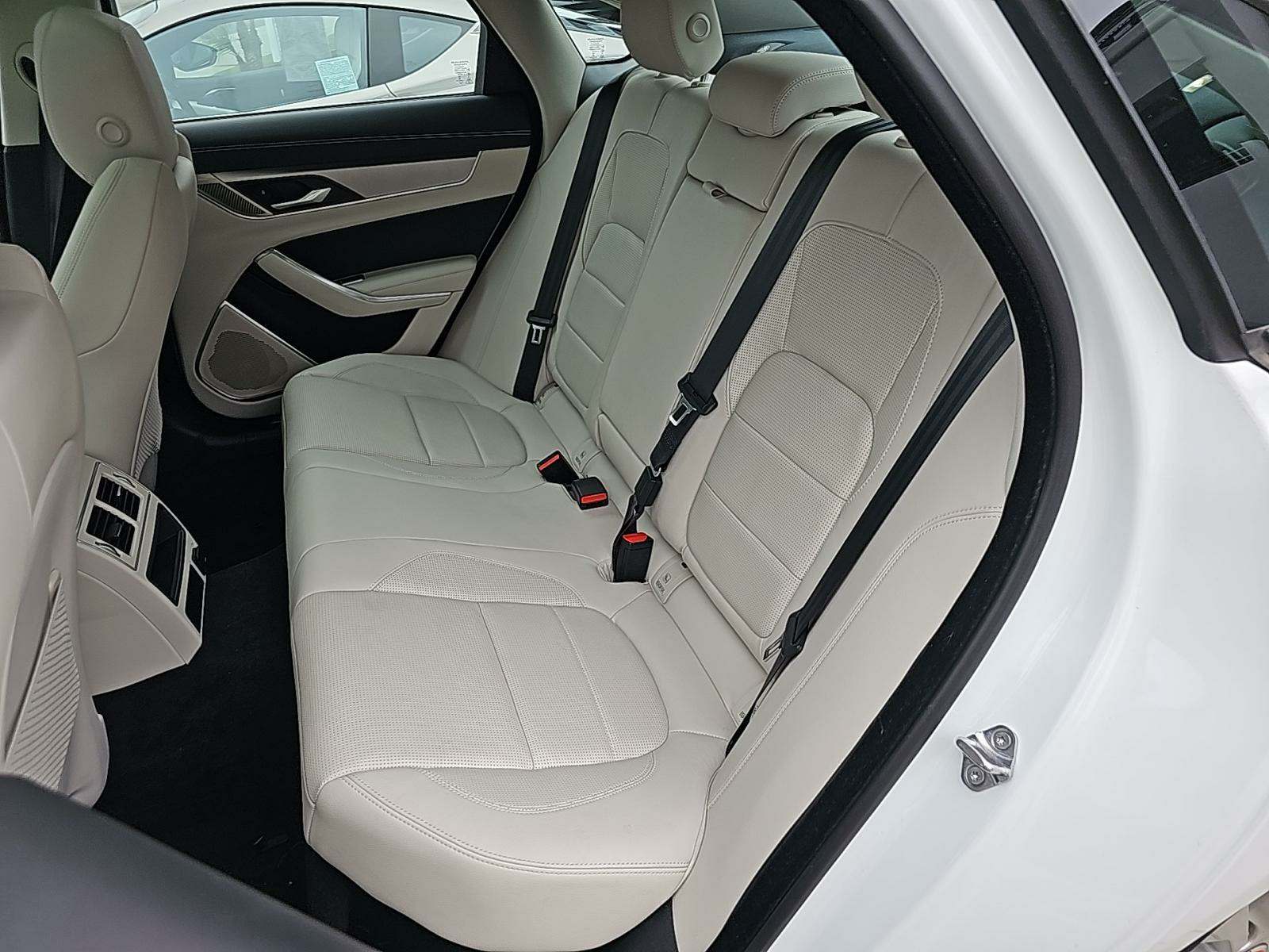 2022 Jaguar XF R-Dynamic SE AWD