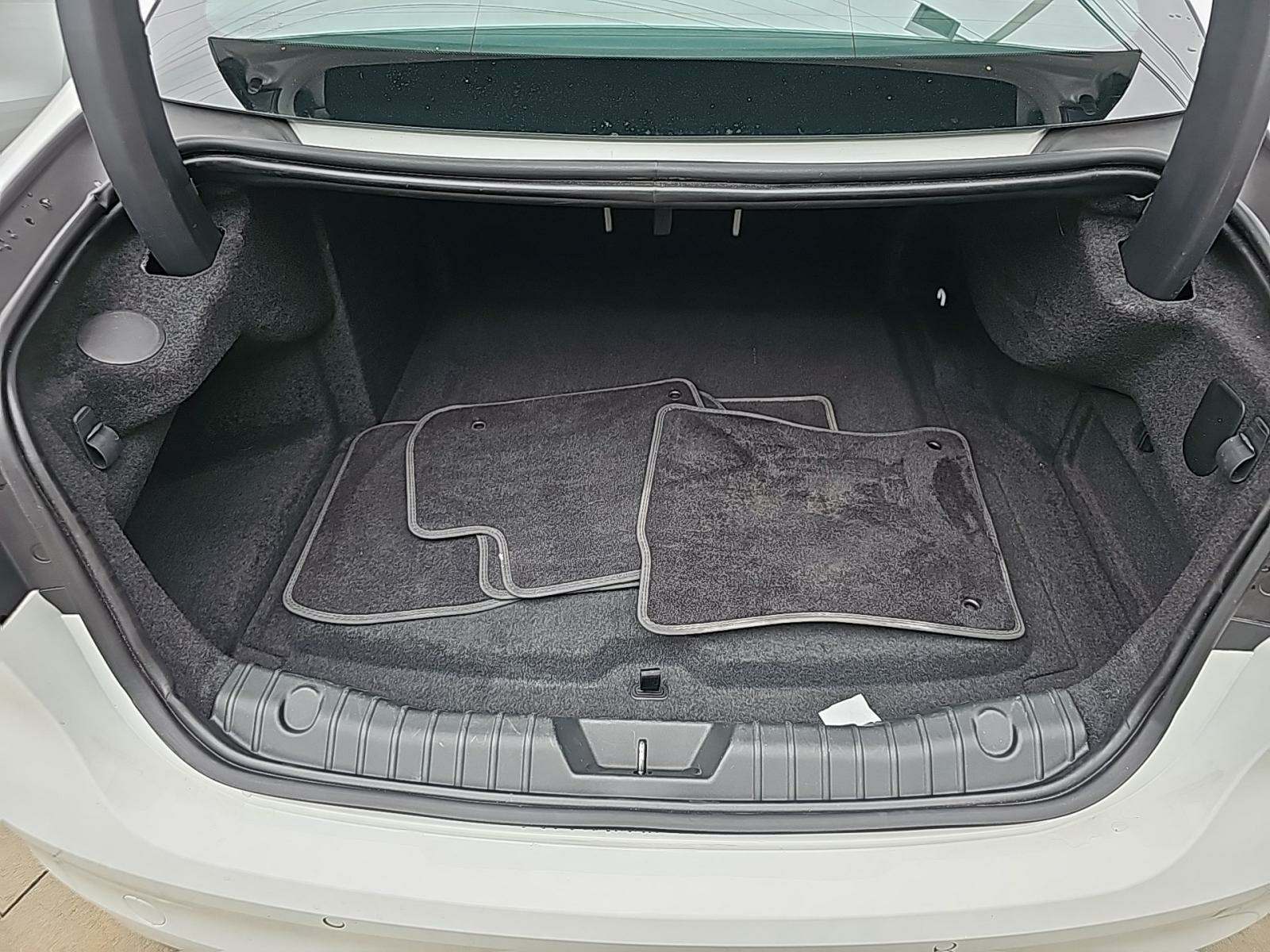 2022 Jaguar XF R-Dynamic SE AWD