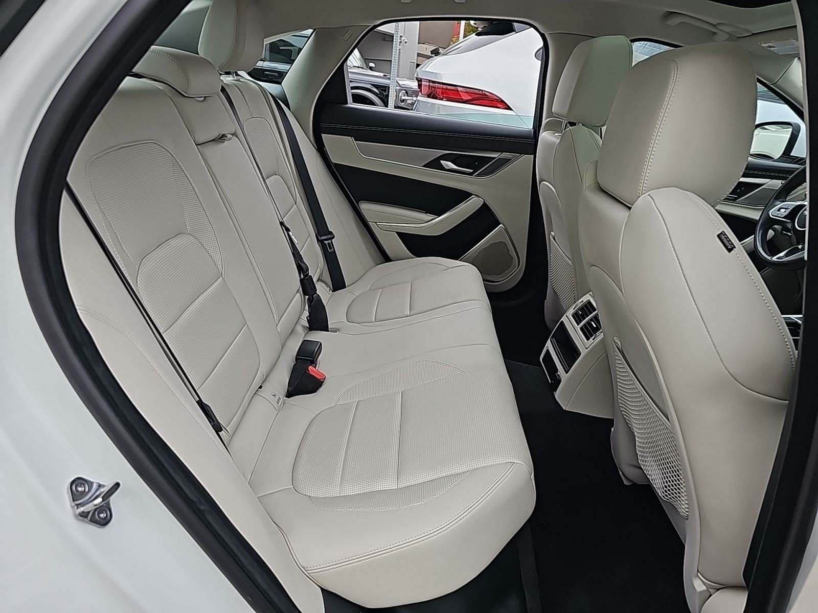 2022 Jaguar XF R-Dynamic SE AWD