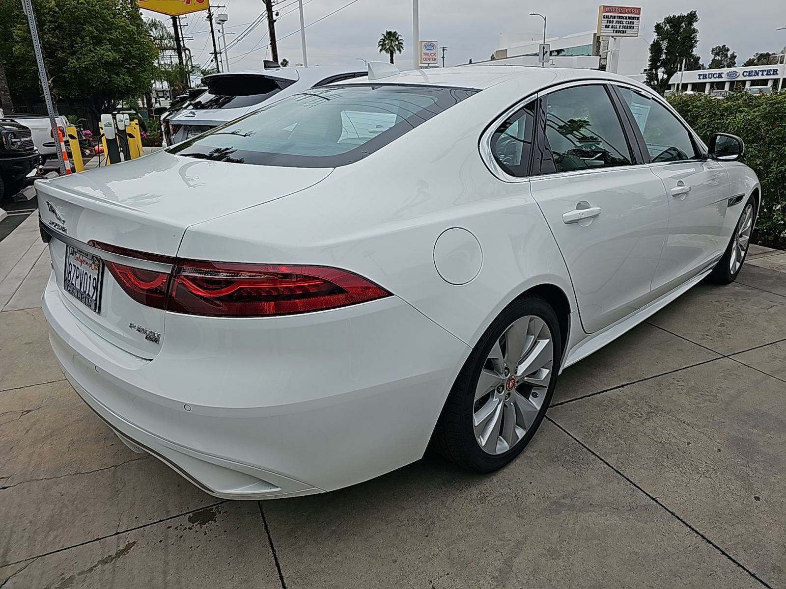 2022 Jaguar XF R-Dynamic SE AWD