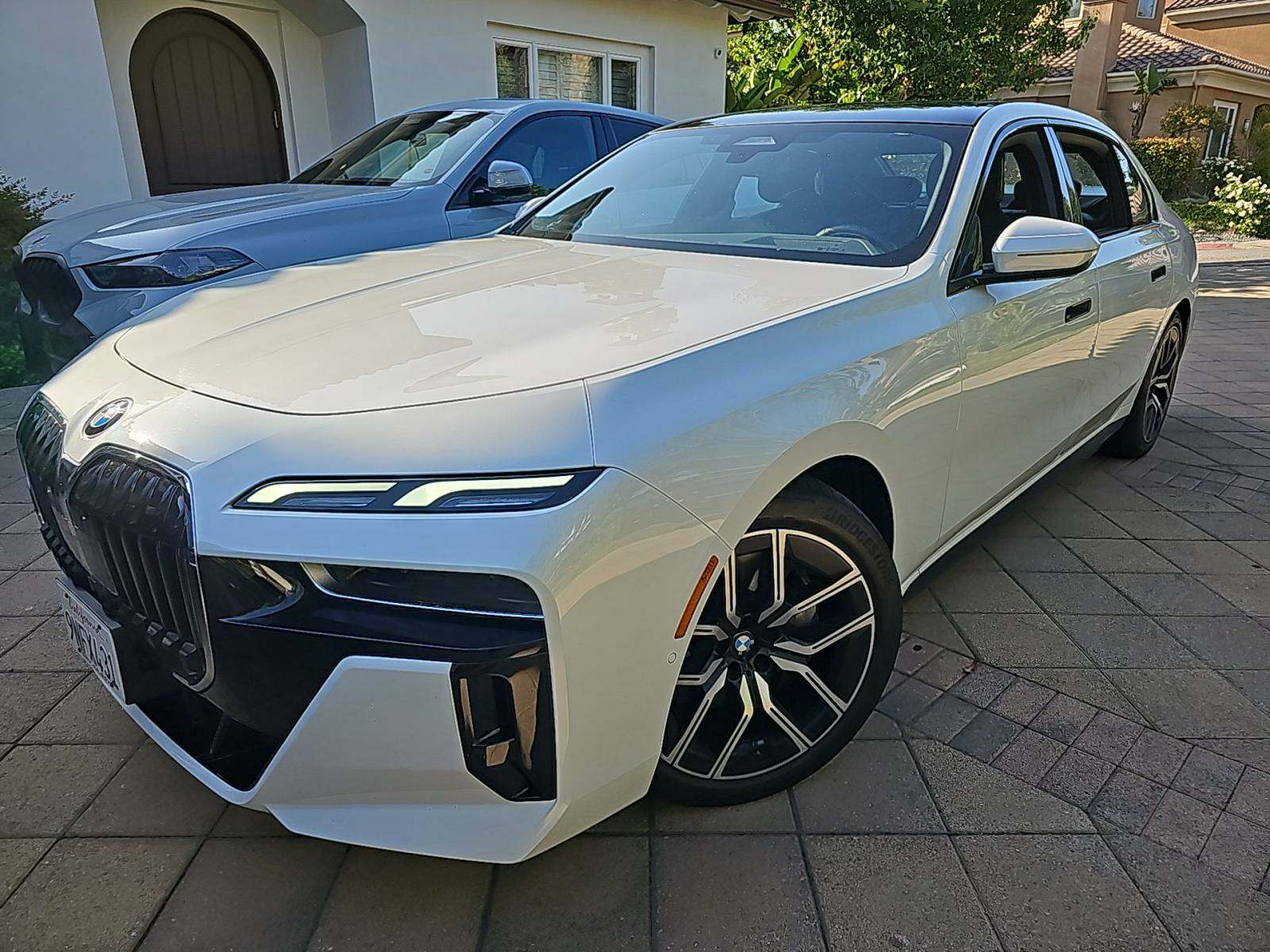 2025 BMW 7 Series 740i RWD