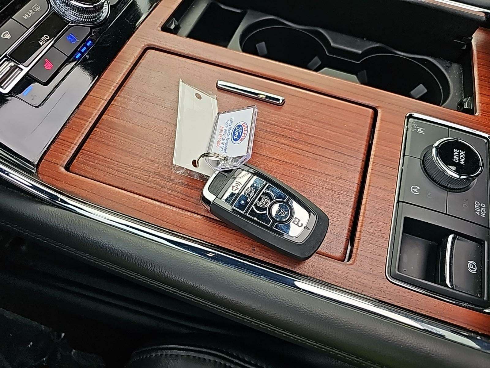 2024 Lincoln Navigator Reserve AWD