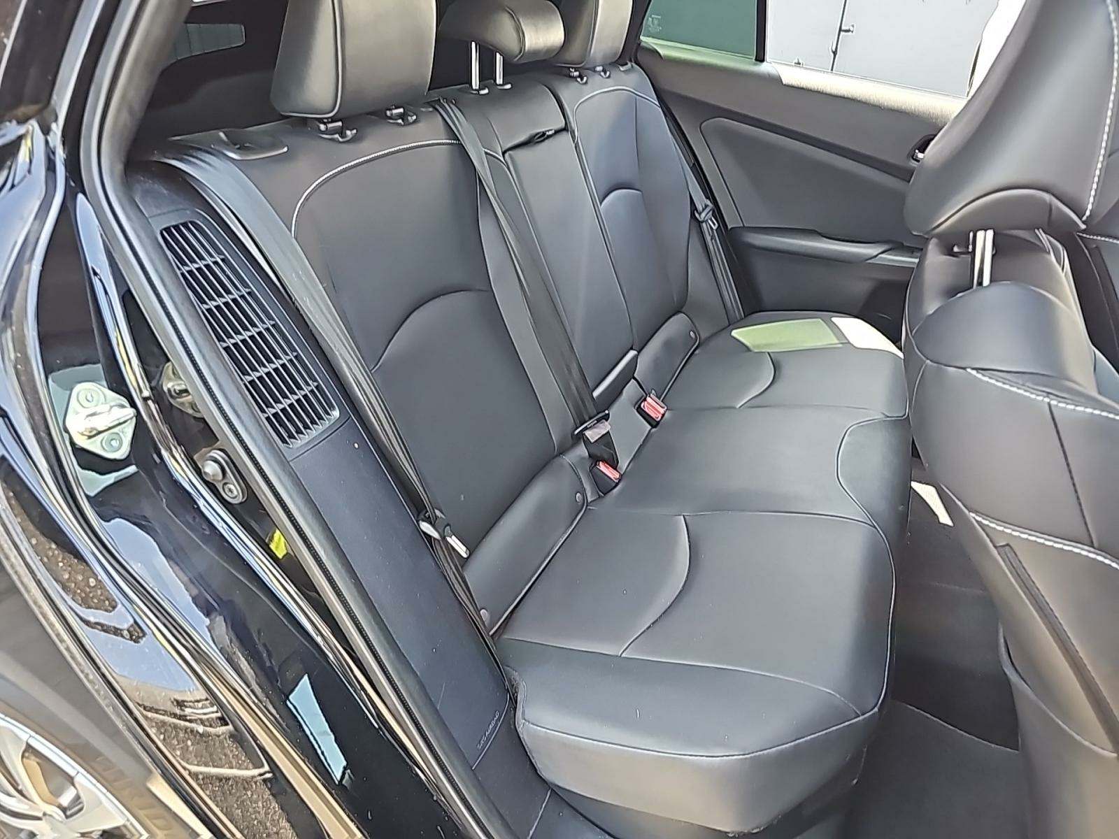 2022 Toyota Prius Prime Limited FWD