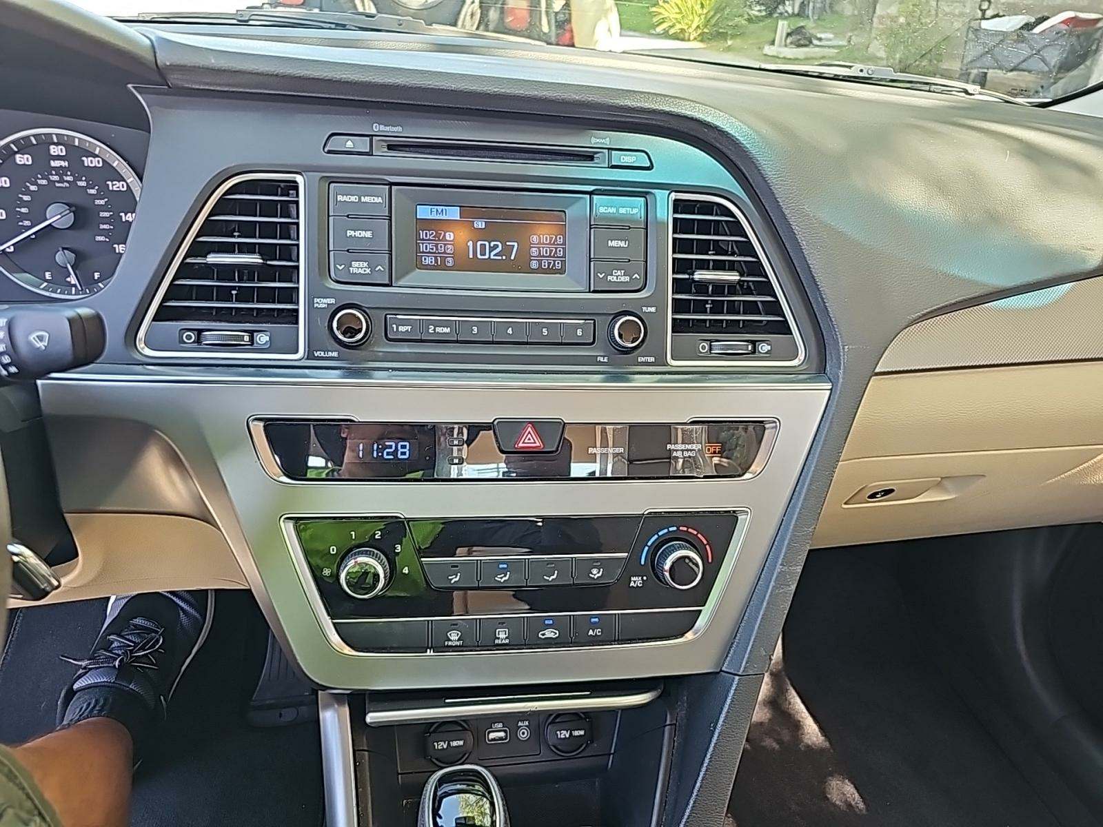 2015 Hyundai Sonata SE FWD