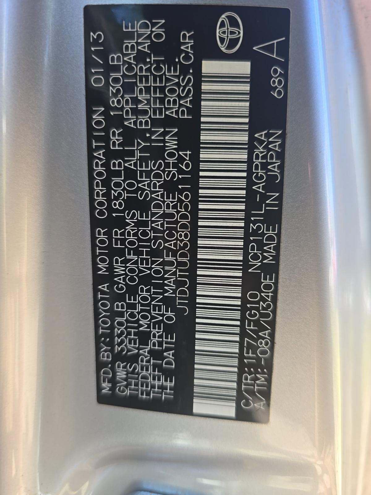 2013 Toyota Yaris L FWD