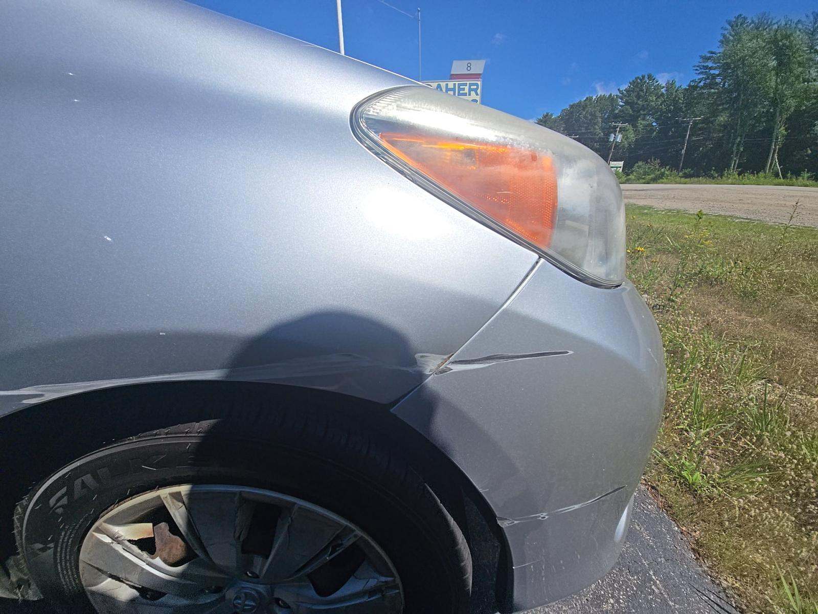 2013 Toyota Yaris L FWD