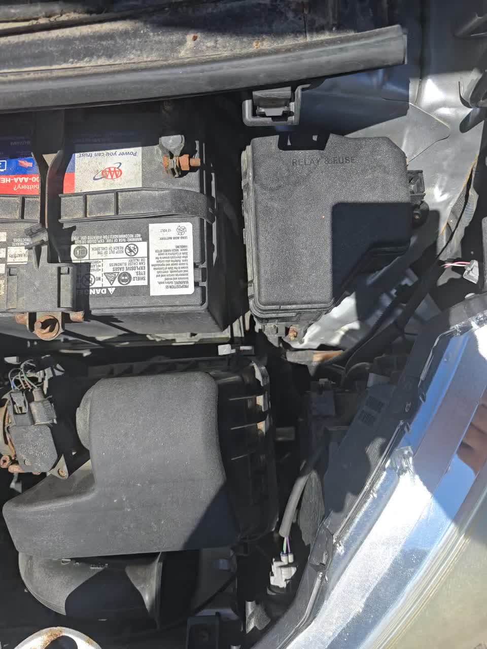 2013 Toyota Yaris L FWD