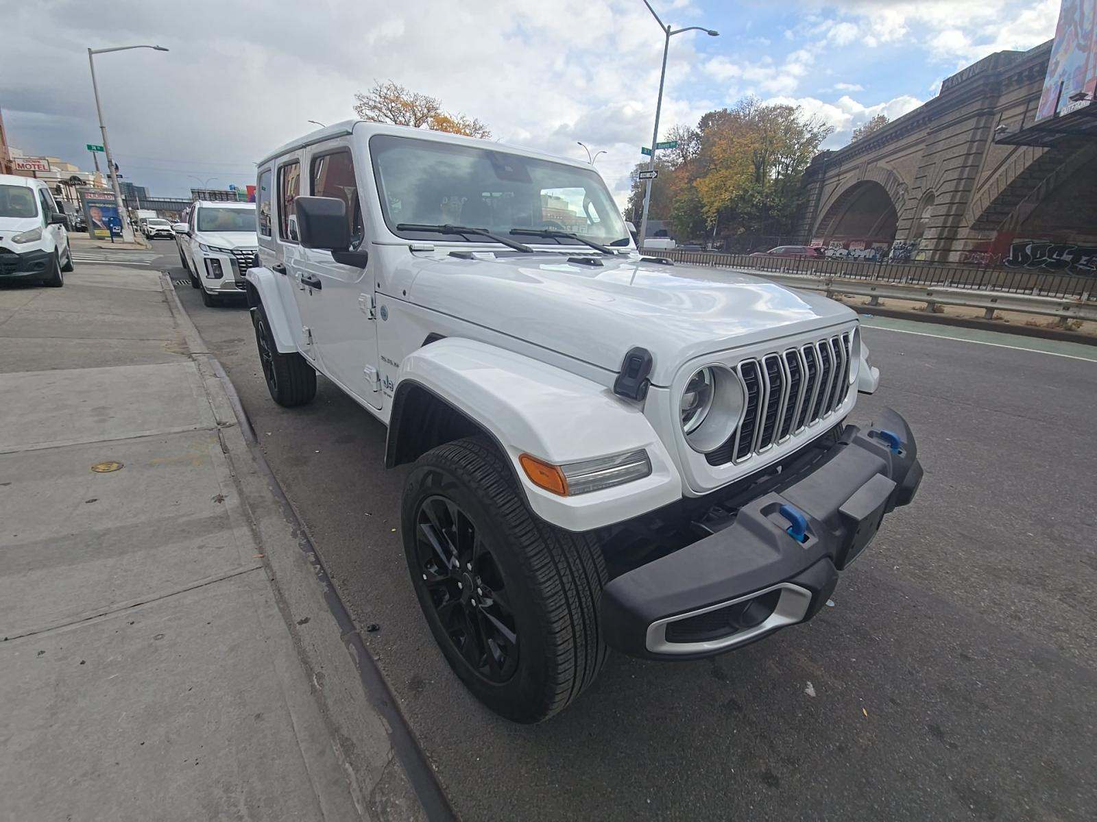 2024 Jeep Wrangler 4xe Sahara AWD