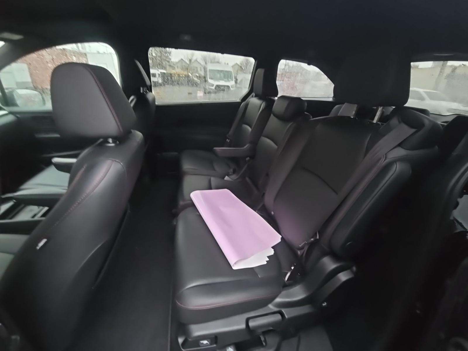 2023 Honda Odyssey Sport FWD