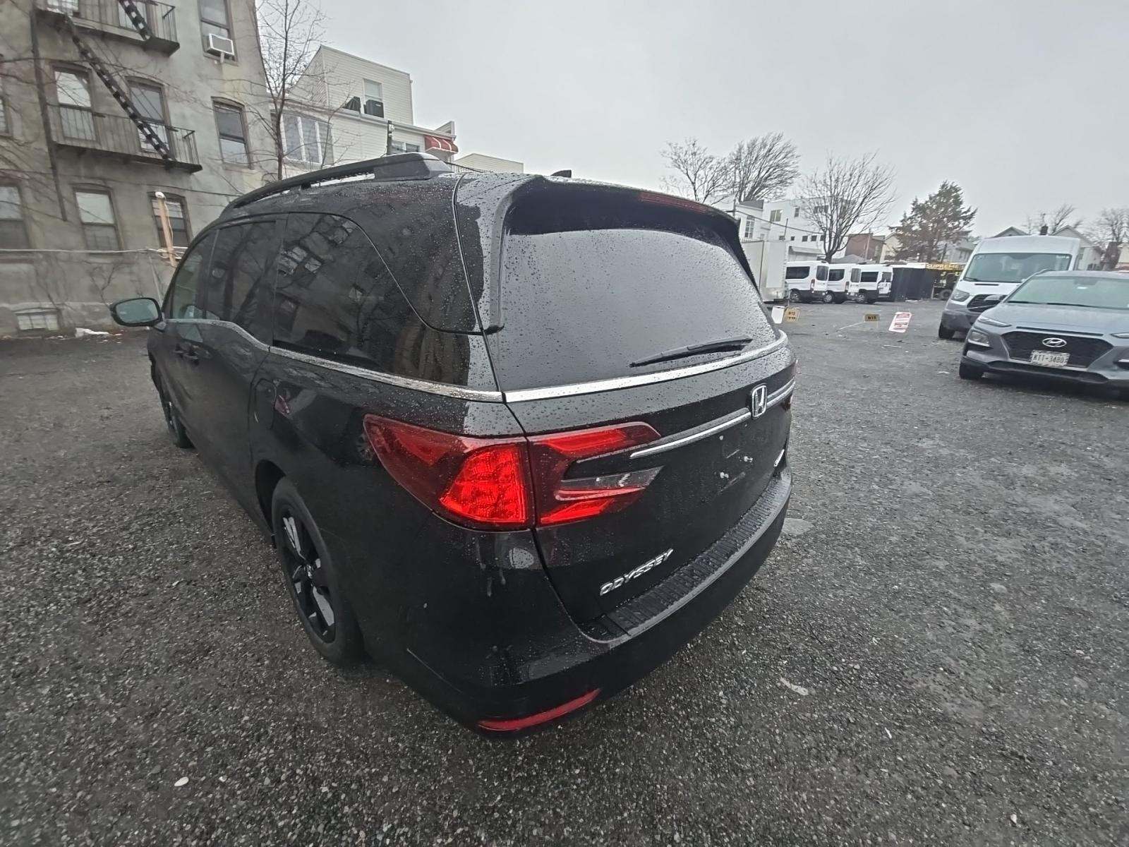 2023 Honda Odyssey Sport FWD