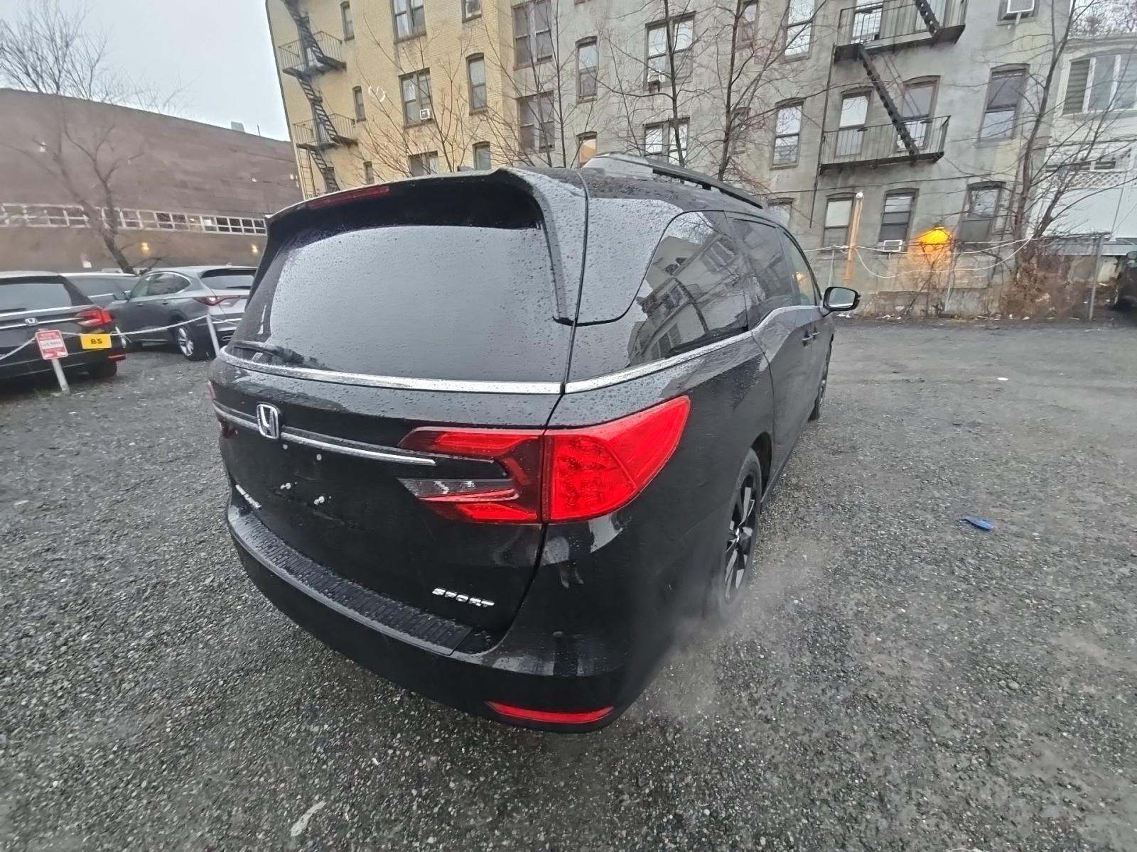 2023 Honda Odyssey Sport FWD