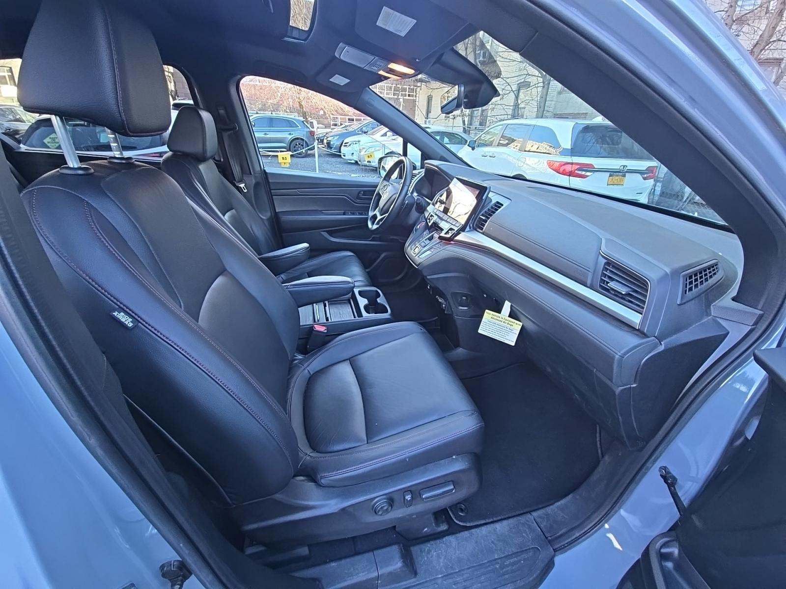 2023 Honda Odyssey Sport FWD