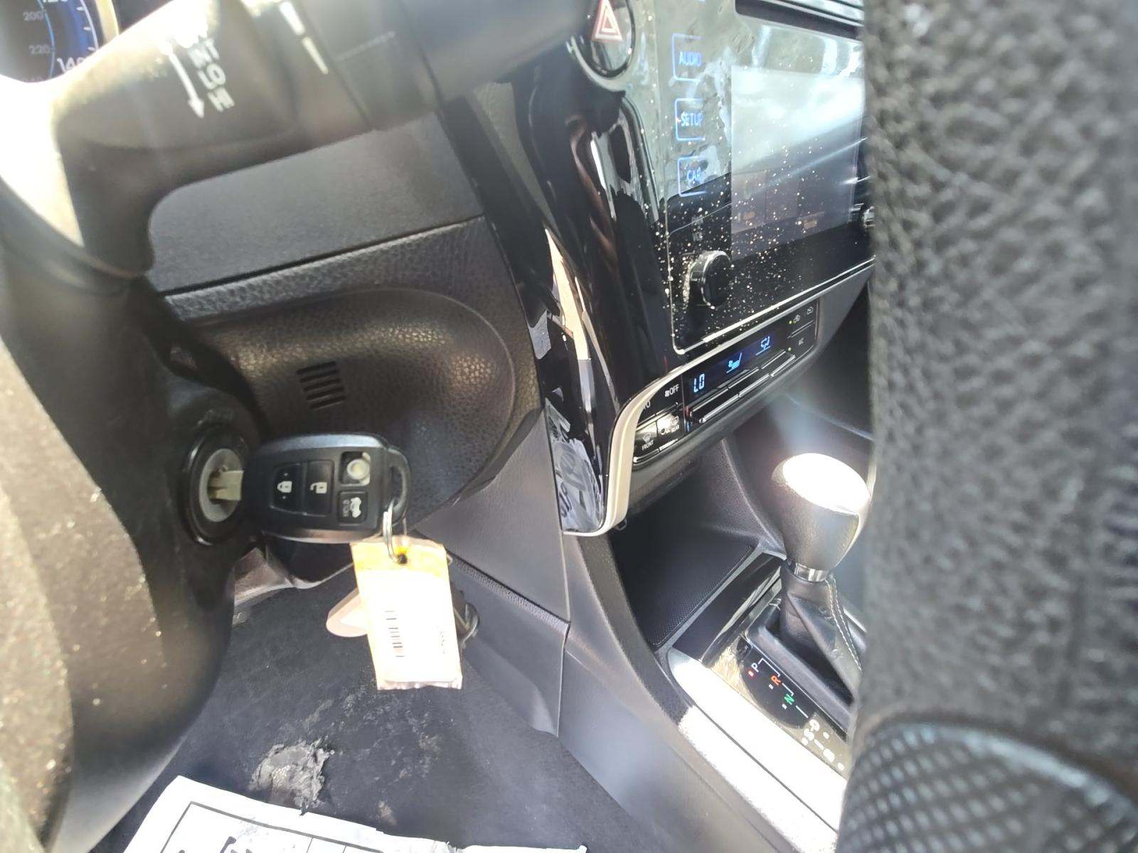 TOYOTA COROLLA - 8