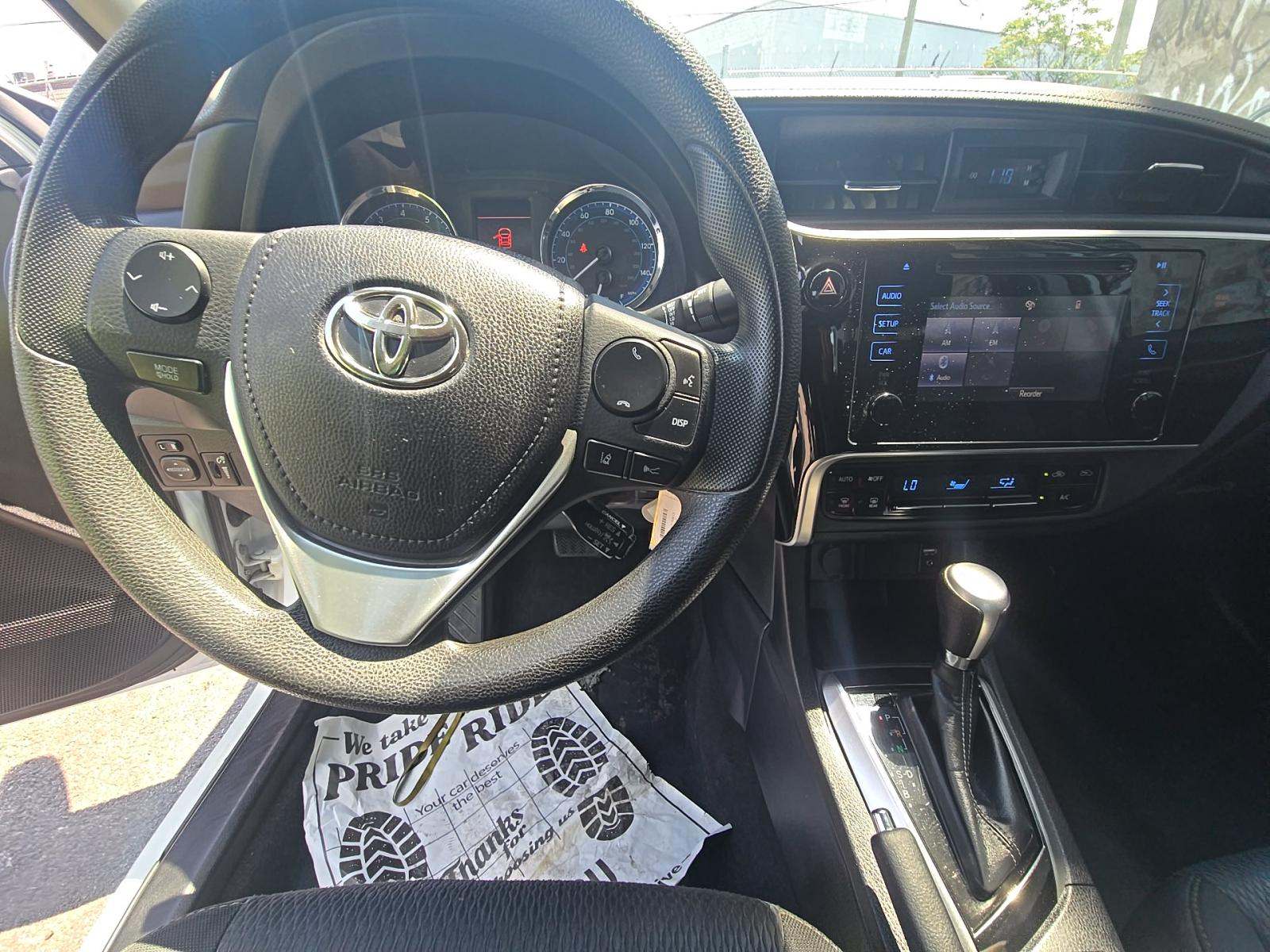 TOYOTA COROLLA - 10