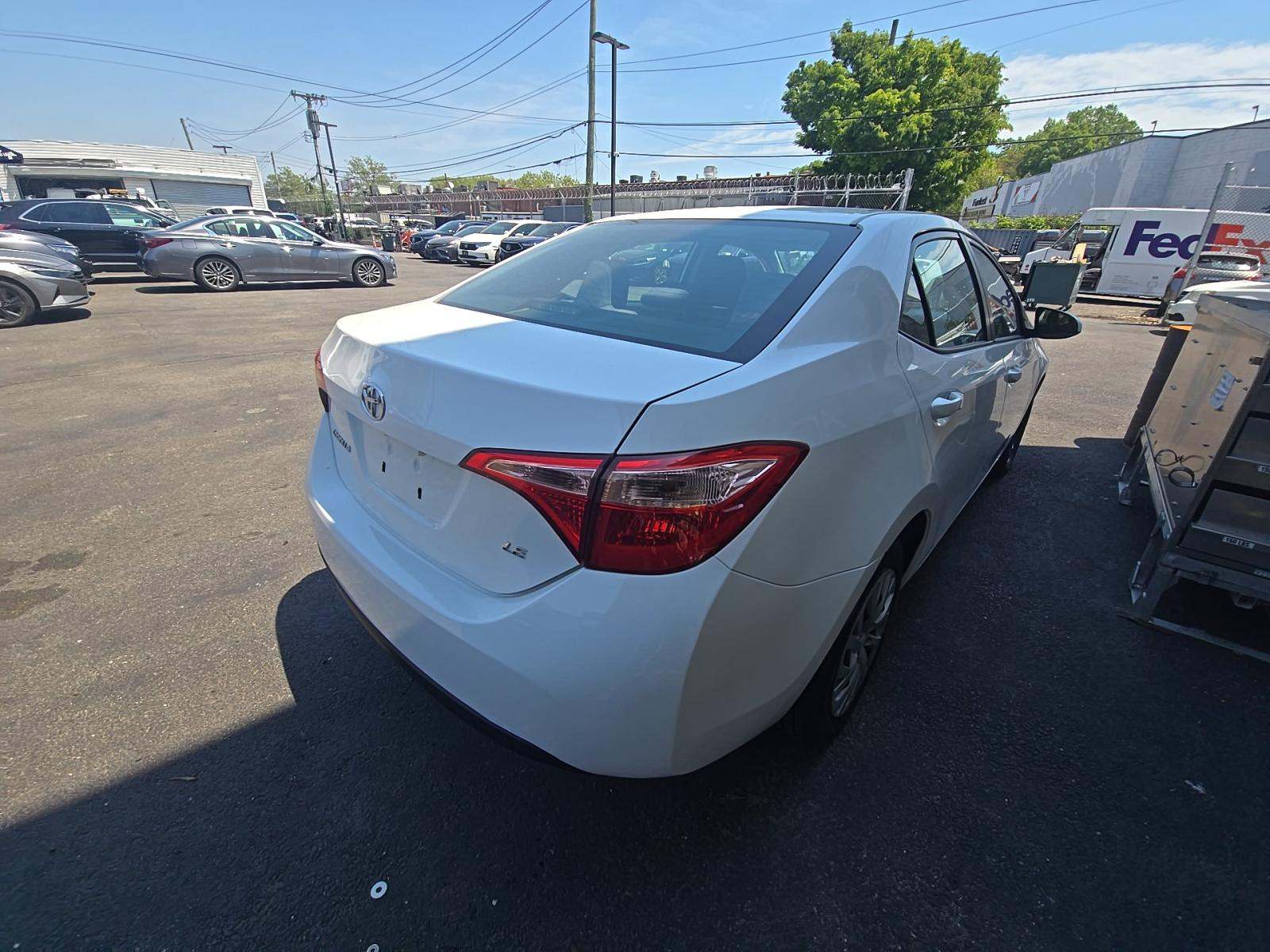 TOYOTA COROLLA - 3