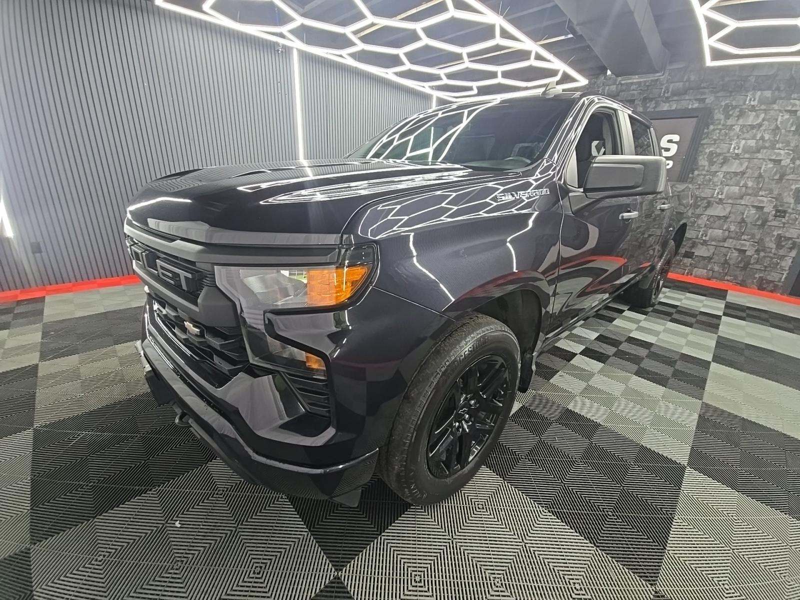 2023 Chevrolet Silverado 1500 Custom RWD