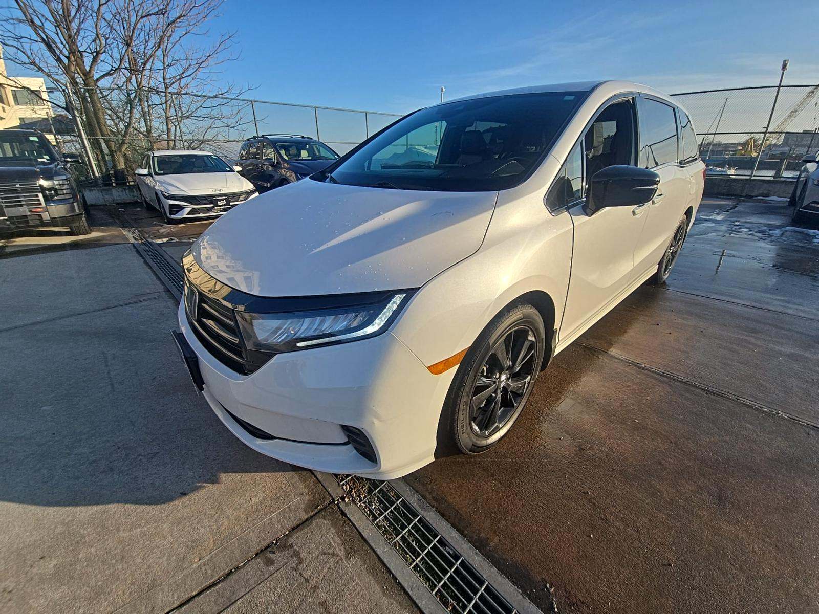 2023 Honda Odyssey Sport FWD
