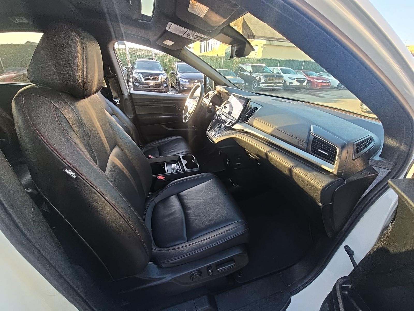 2023 Honda Odyssey Sport FWD