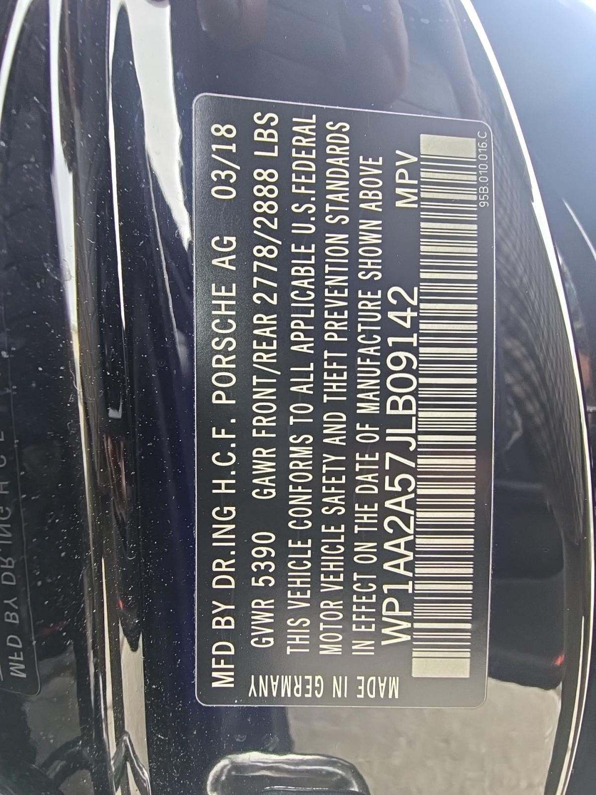 2018 Porsche Macan Base AWD