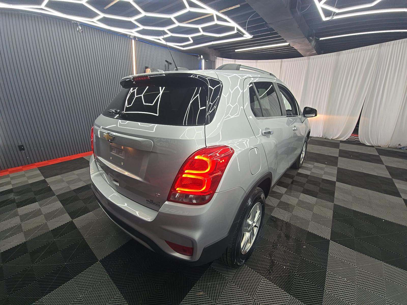 CHEVROLET TRAX - 3