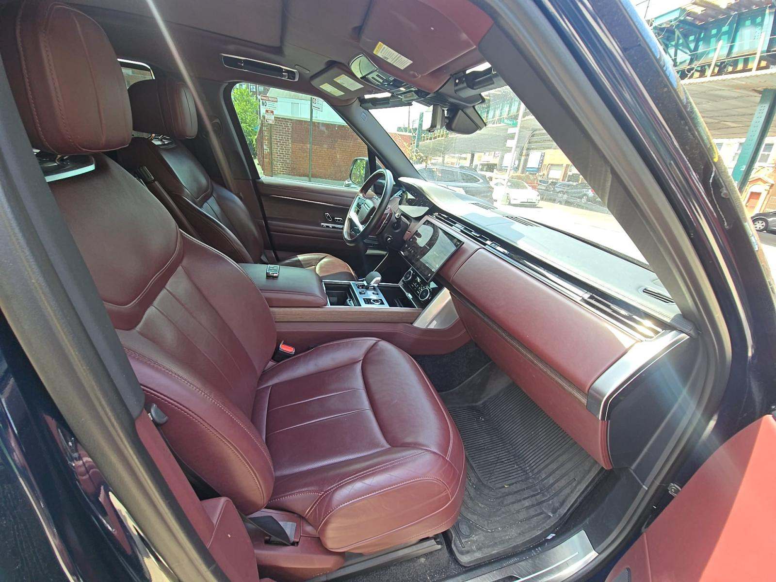 2023 Land Rover Range Rover Autobiography AWD
