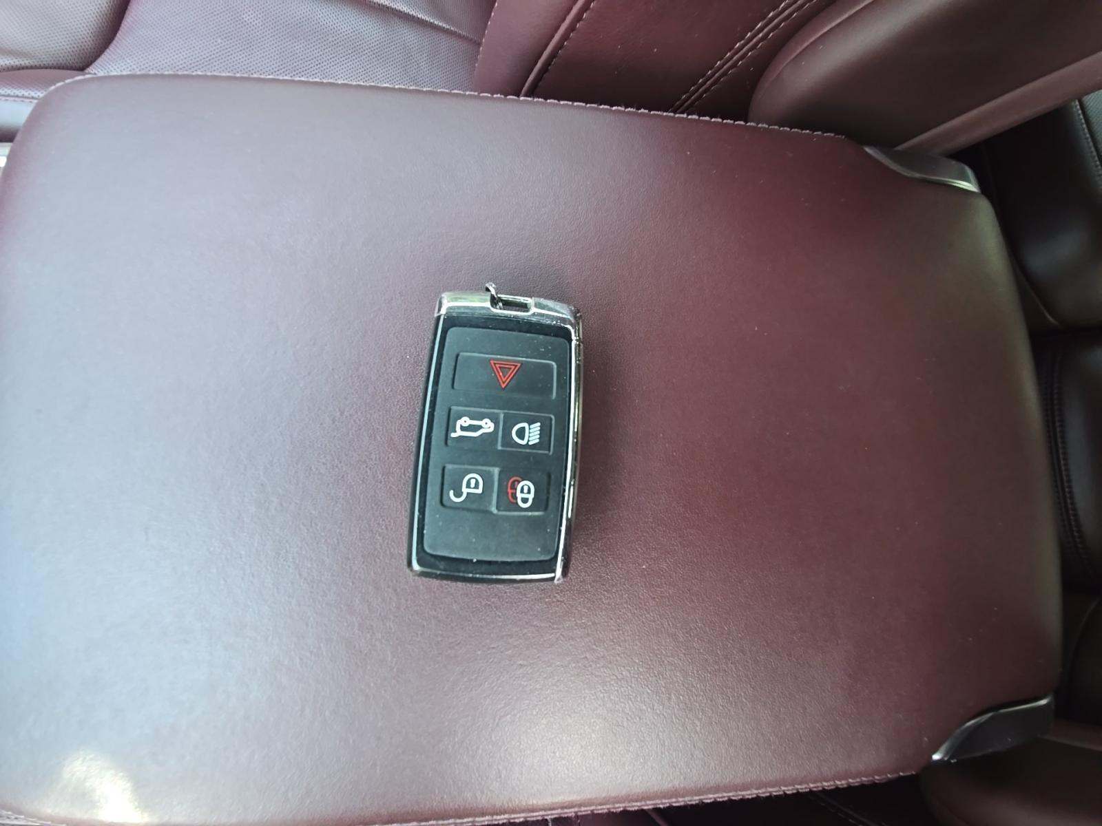 2023 Land Rover Range Rover Autobiography AWD