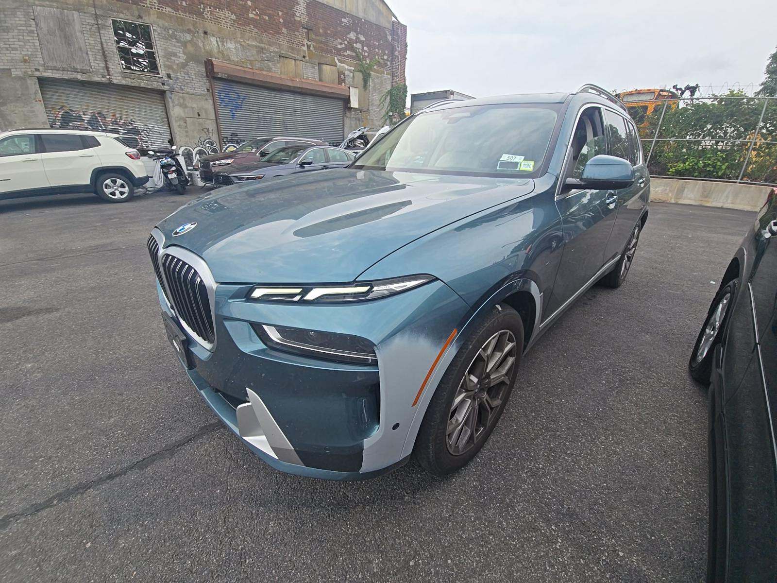 2023 BMW X7 xDrive40i AWD