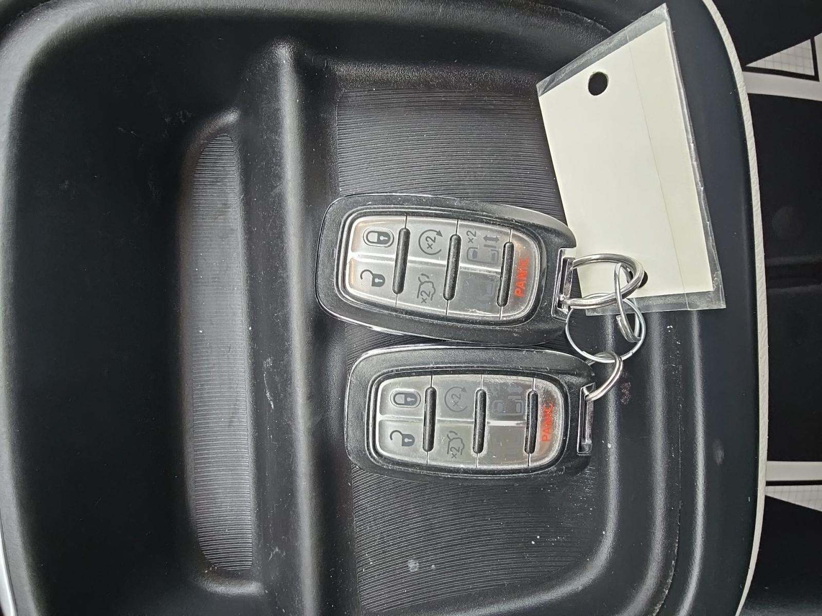 2017 Chrysler Pacifica Touring L FWD