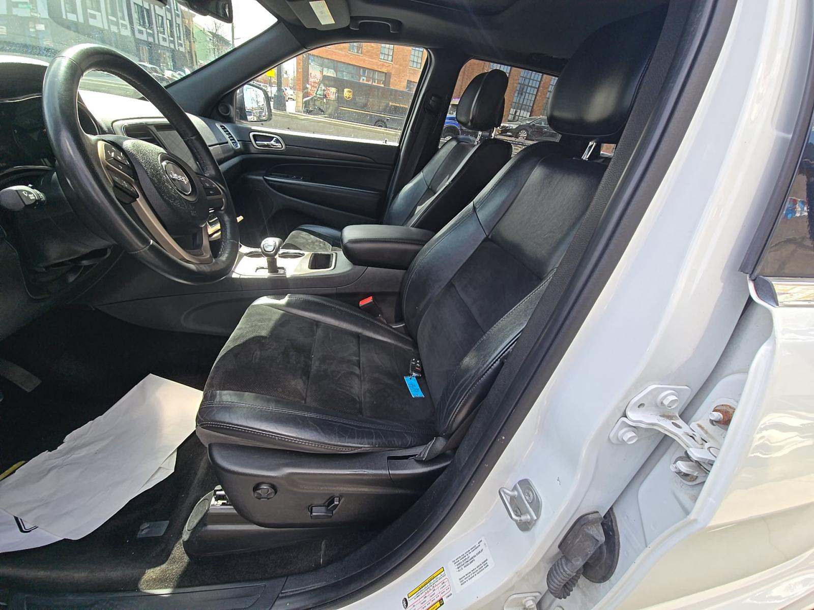 JEEP LAREDO ALTITUDE EDITION - 6