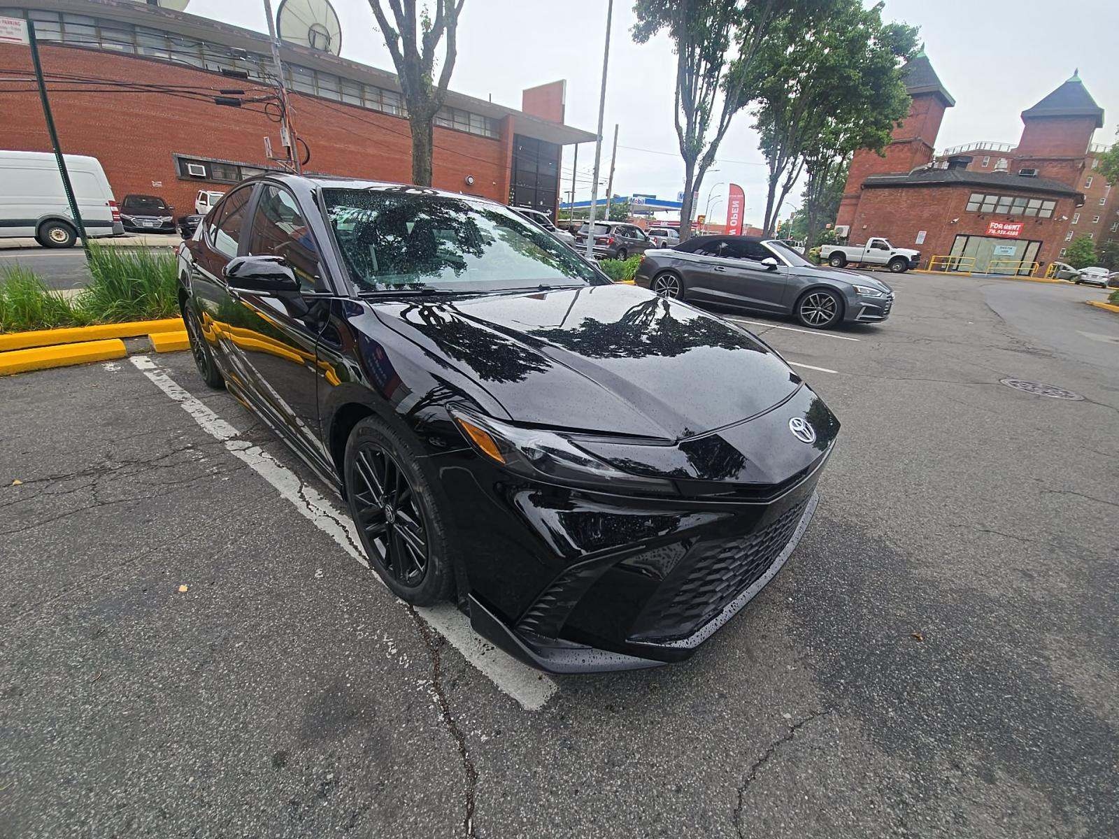 TOYOTA CAMRY - 4