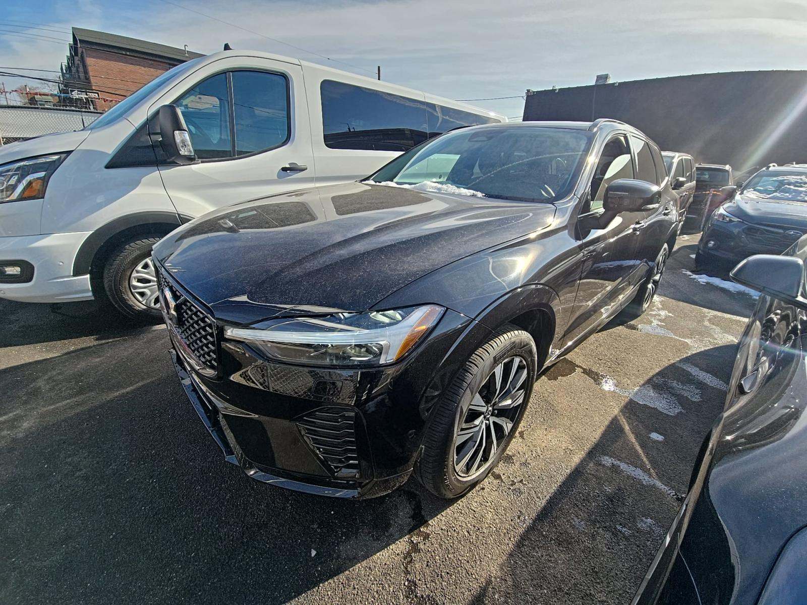 2025 Volvo XC60 B5 Plus AWD