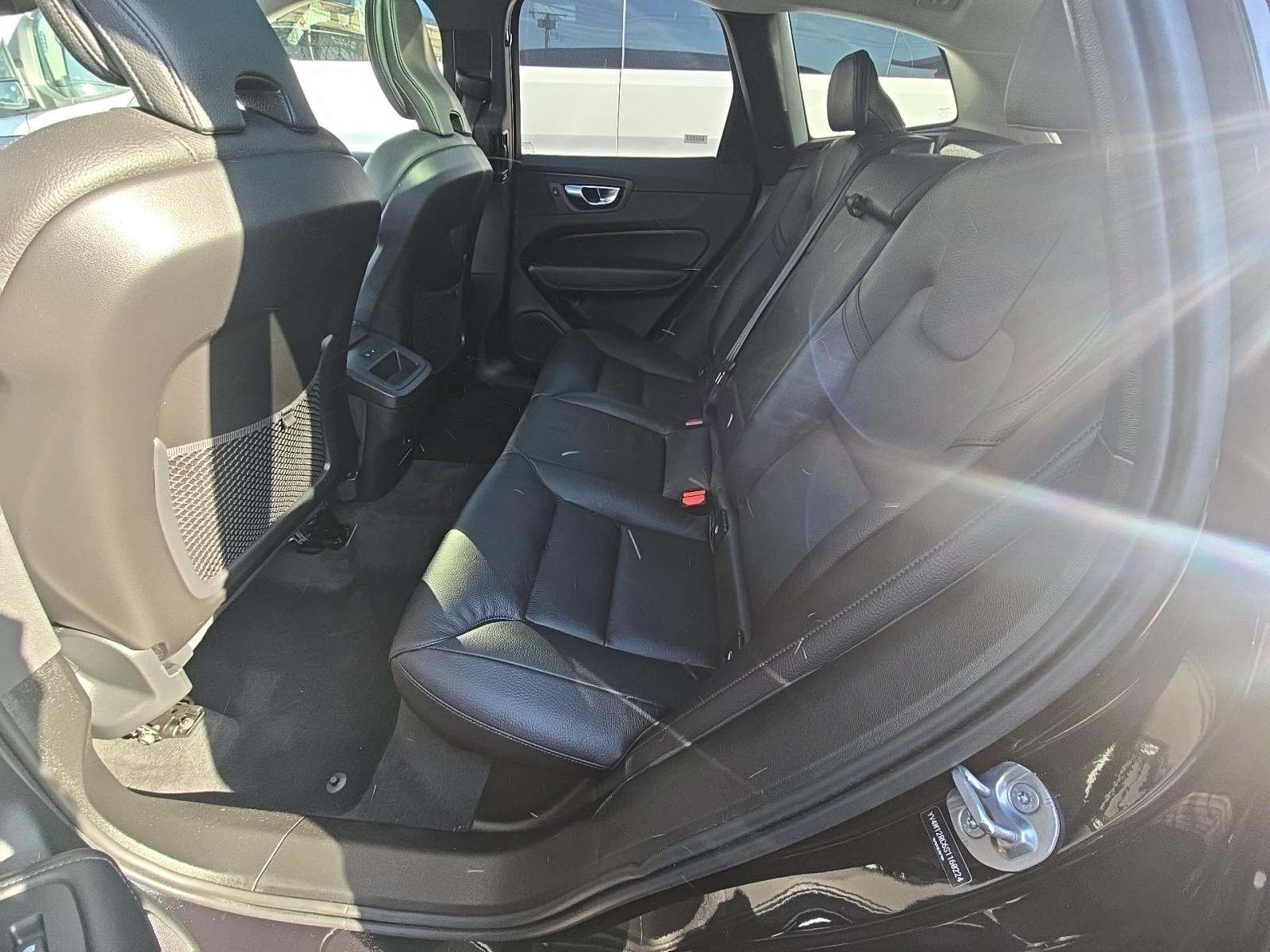 2025 Volvo XC60 B5 Plus AWD