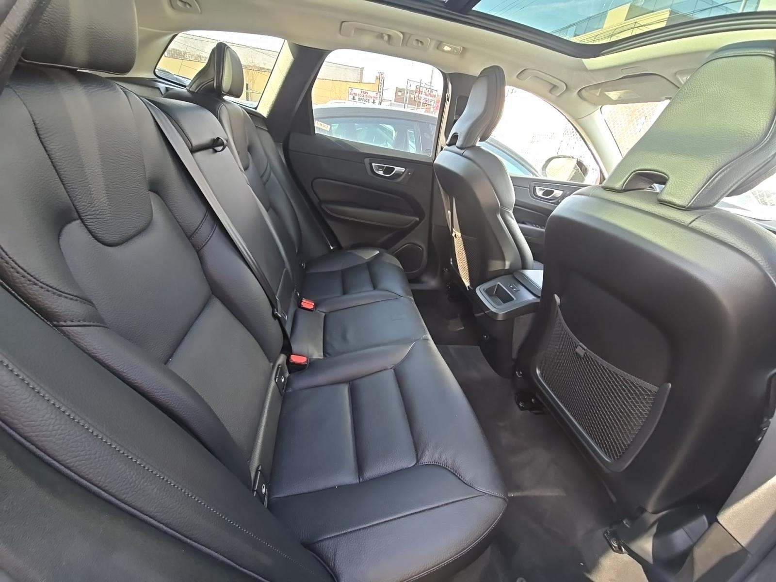 2025 Volvo XC60 B5 Plus AWD