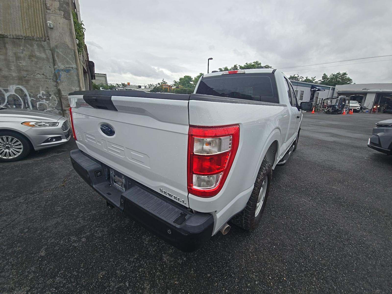 2022 Ford F-150 XL AWD