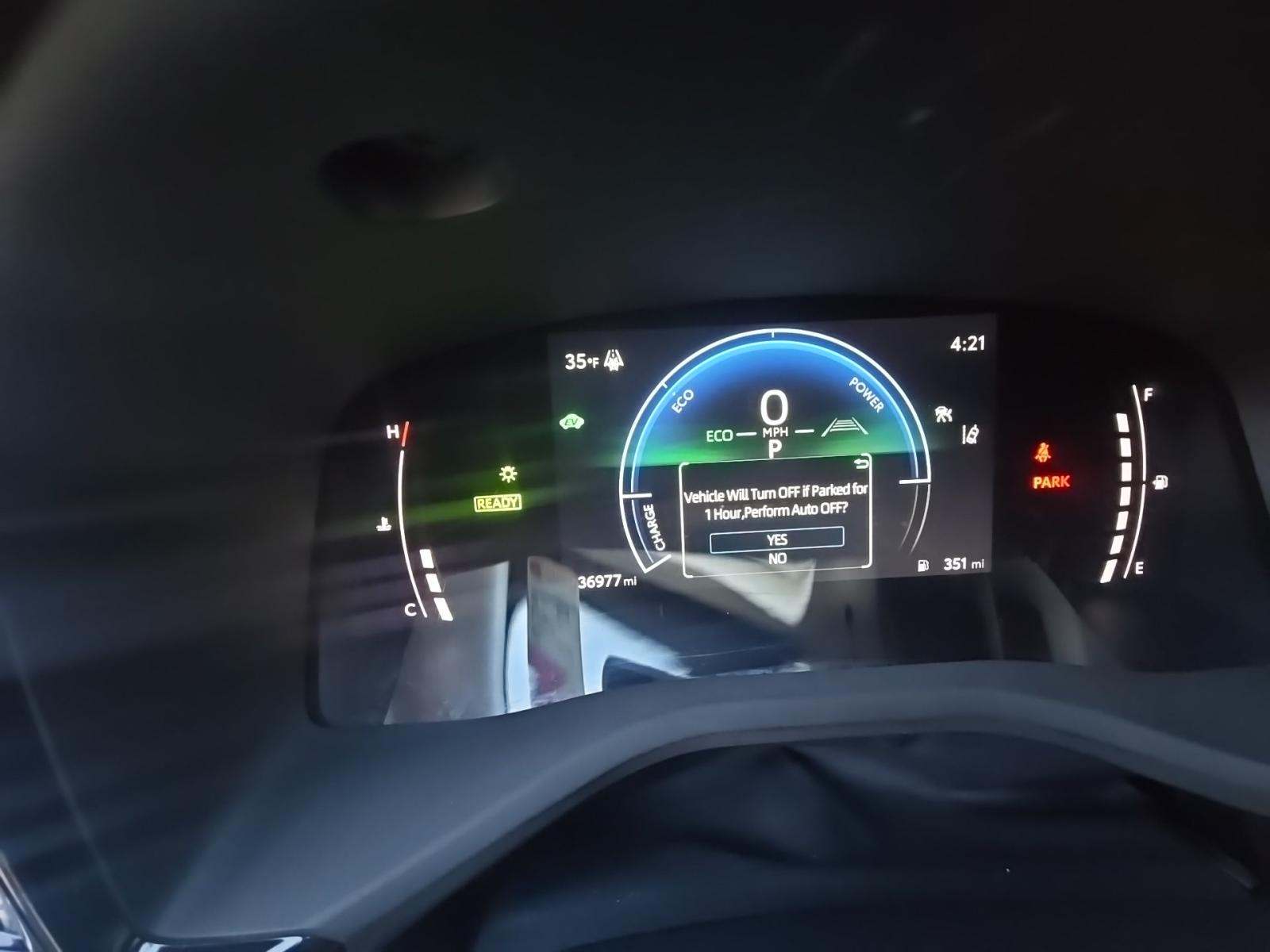 2025 Toyota Camry LE FWD