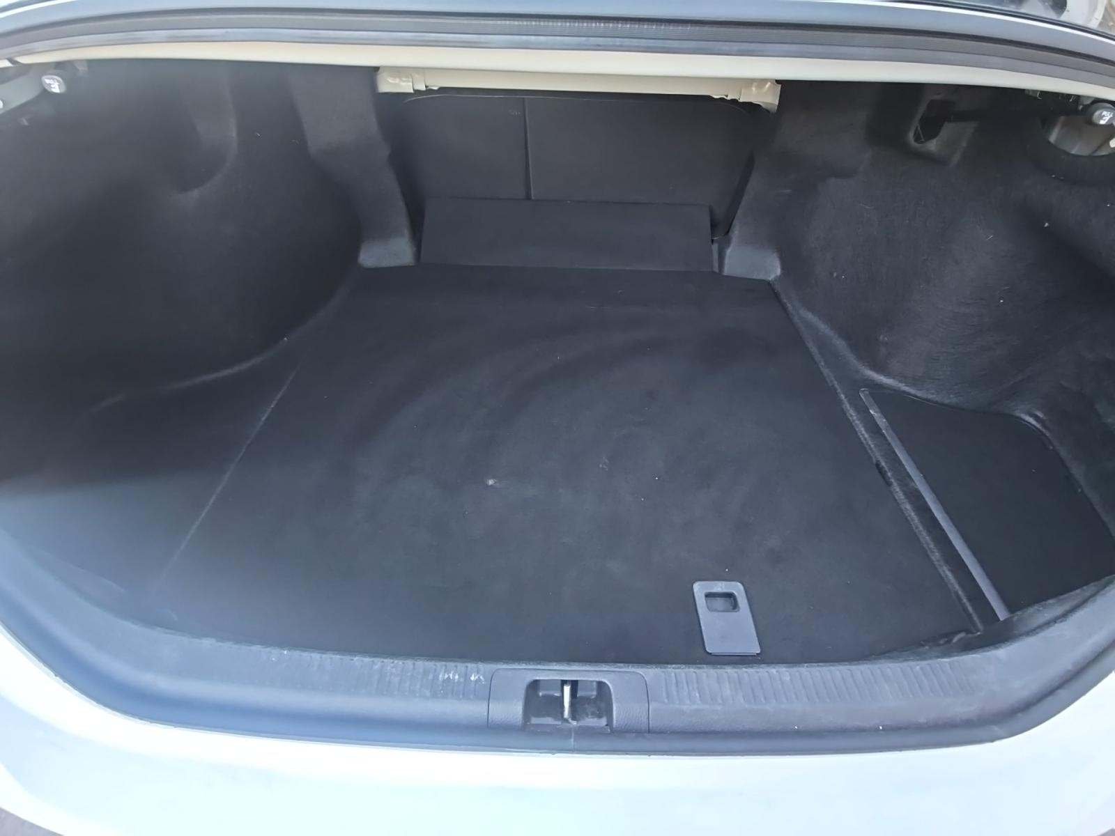 2025 Toyota Camry LE FWD